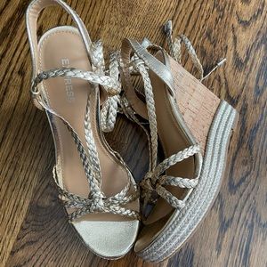 COPY - Gold lace up wedges